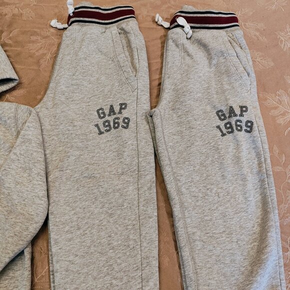Gap Sweatsuit Three Piece Bundle, Size S (6-7), Excellent Used Condition! (EUC) - Picture 4 of 7
